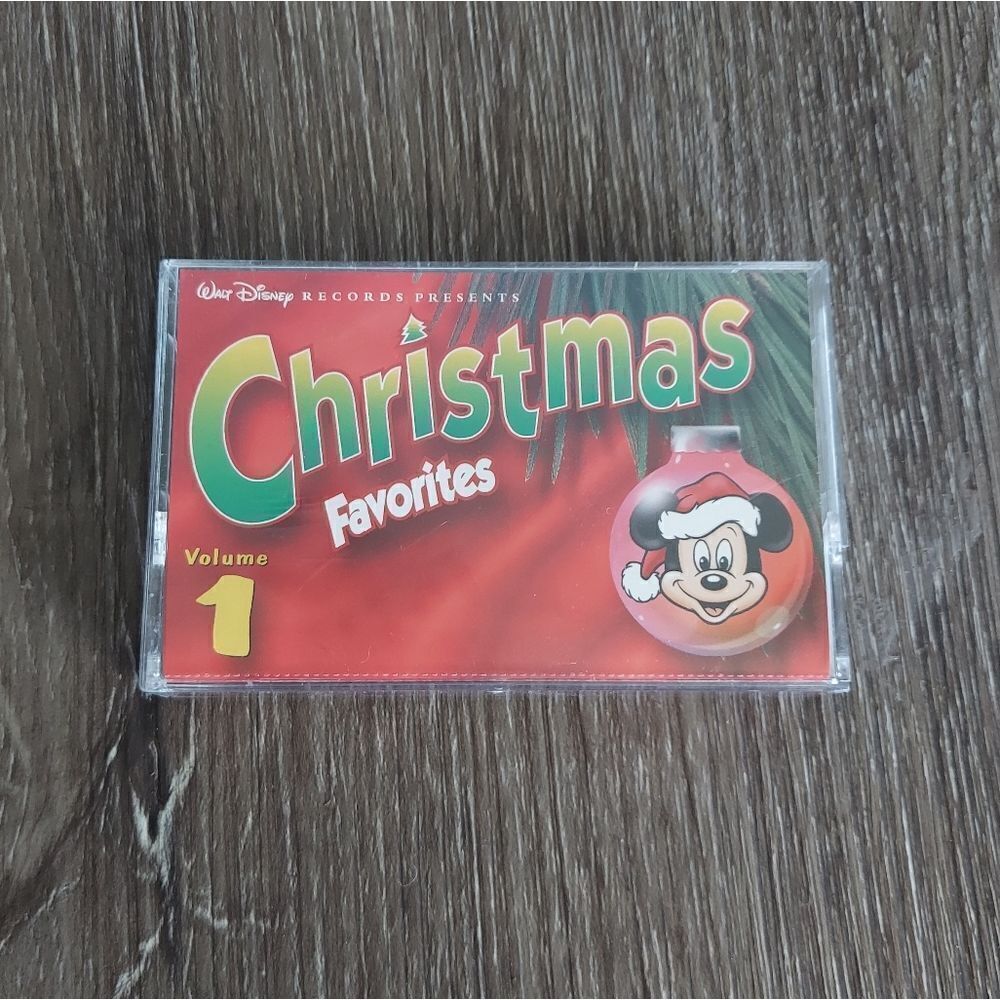 Disney Vintage 1999 Christmas Favorites Cassette